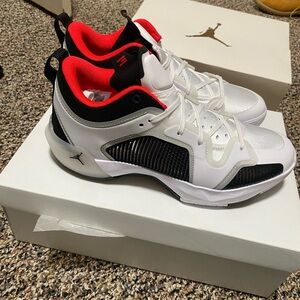 Nike Jordan basketball shoe